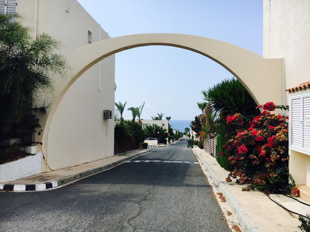 Townhouse Coral Bay Village Kissonerga Quarto foto