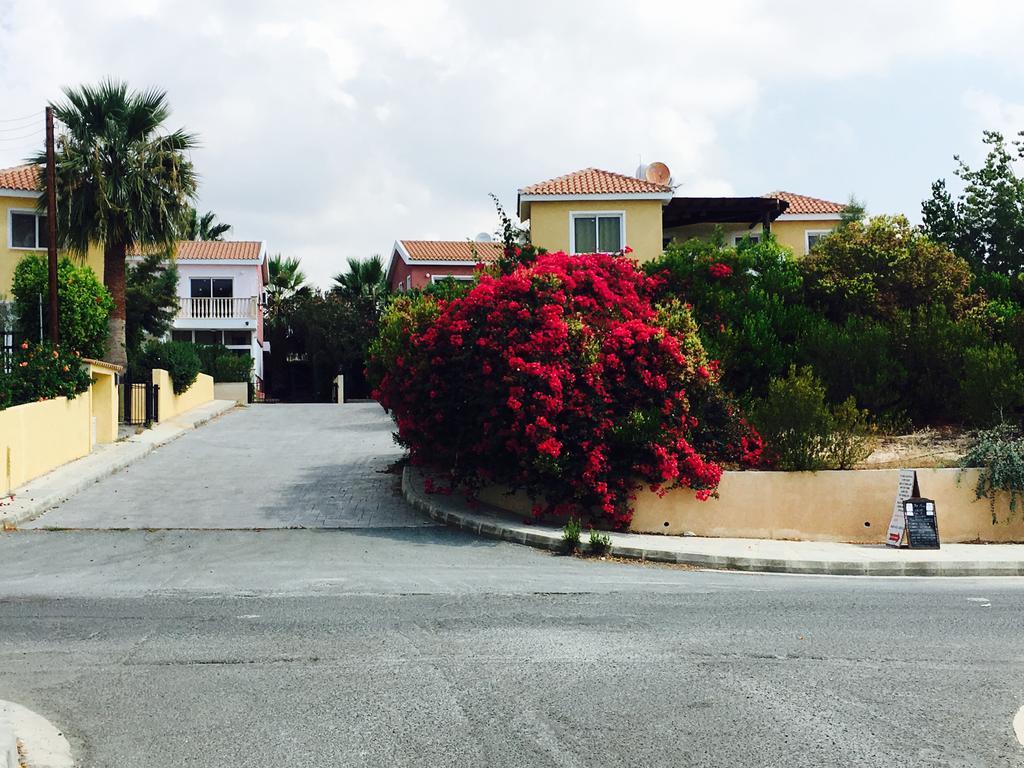 Townhouse Coral Bay Village Kissonerga Quarto foto